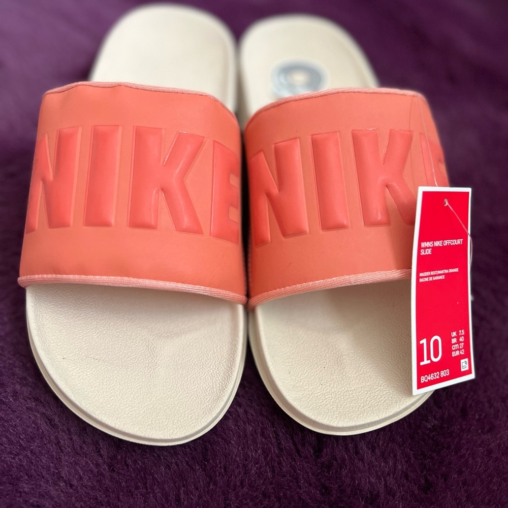 Nike Women’s Offcourt Slides